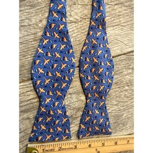Vineyard Vines Bow Tie Blue Pheasant Shotgun Shell Silk Adjustable Mens Hunting